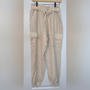 NWT American Eagle Women's Khaki Cargo/Utility Joggers Size 10